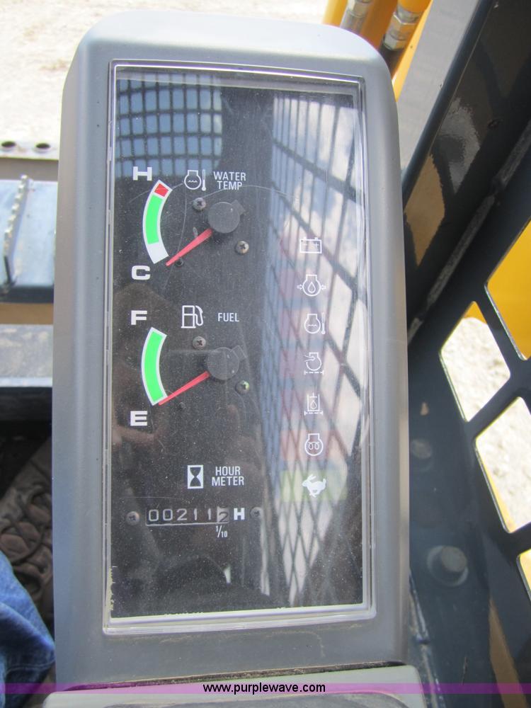 image for item A4724 Gehl CTL55 skid steer