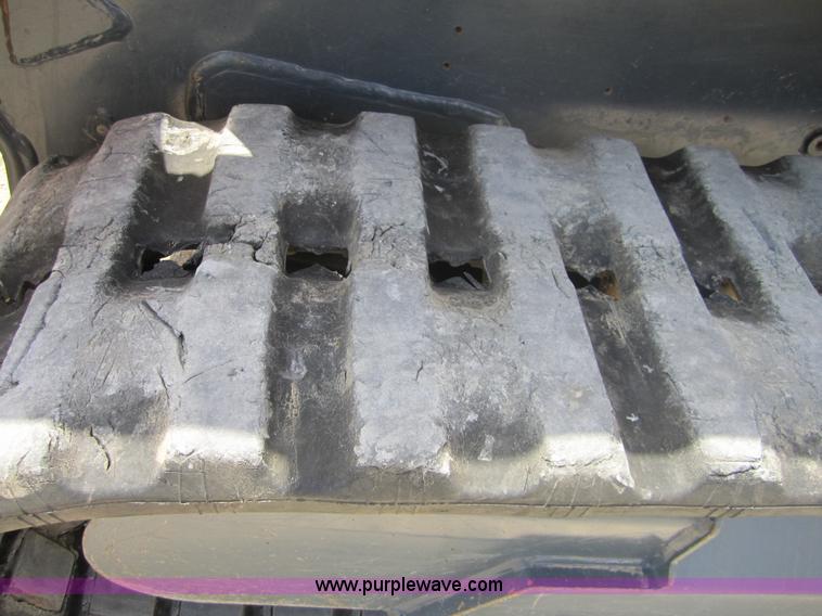 image for item A4724 Gehl CTL55 skid steer