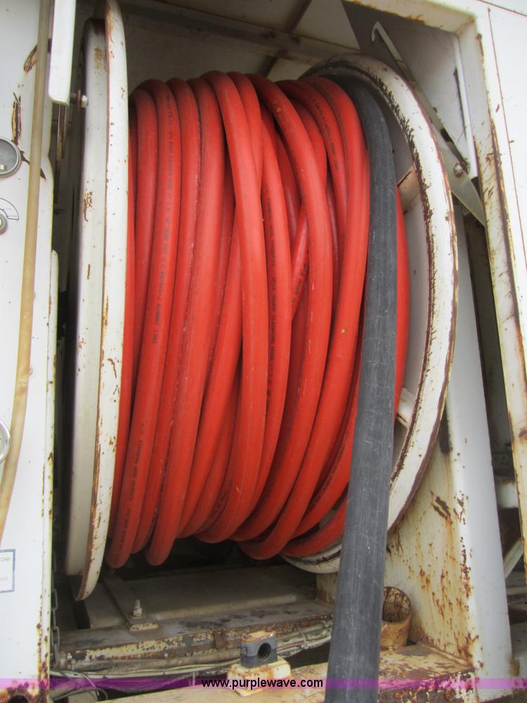 image for item A4726 1981 GMC 7000 truck