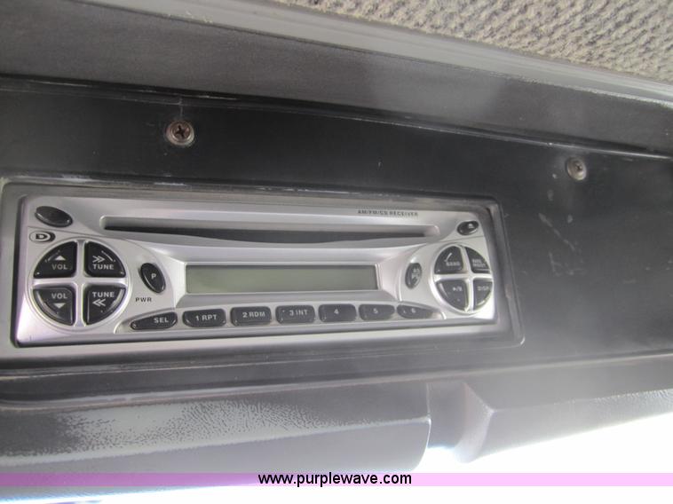 image for item A4727 1993 Ford LTL9000 dump truck