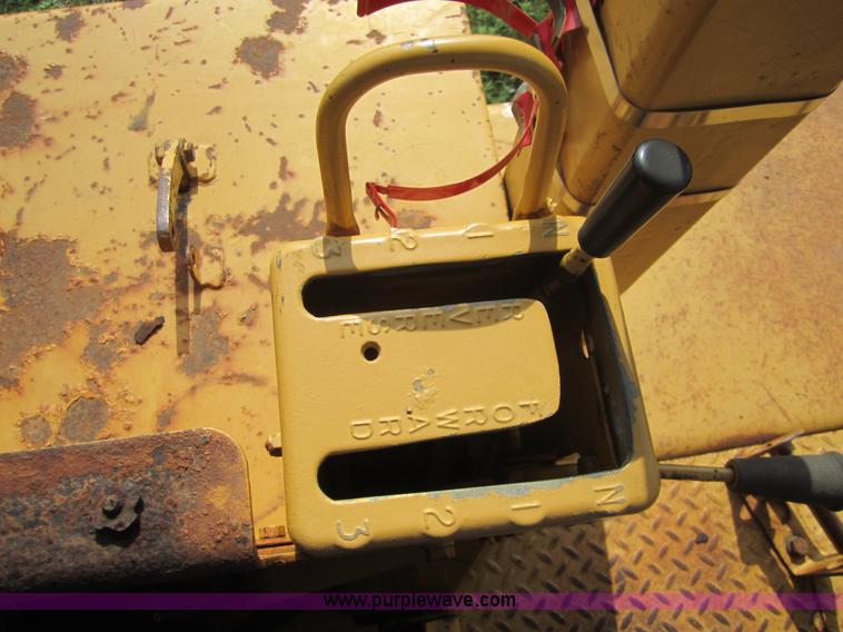 image for item A4729 1978 Caterpillar D8K dozer