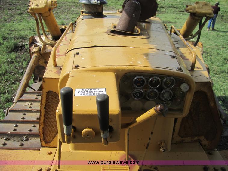 image for item A4729 1978 Caterpillar D8K dozer