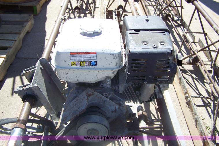 image for item A9506 Three-section power screed