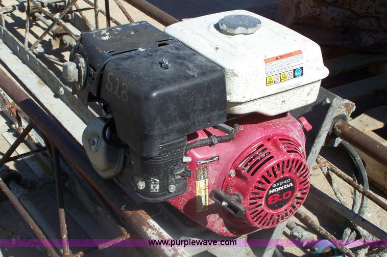 image for item A9506 Three-section power screed