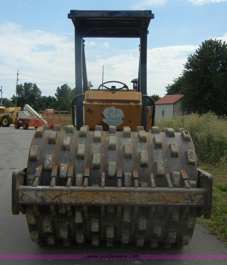 image for item A9978 Dynapac CA15 foot pad vibratory packer