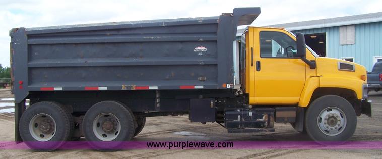 image for item B3532 2003 GMC C8500 dump truck