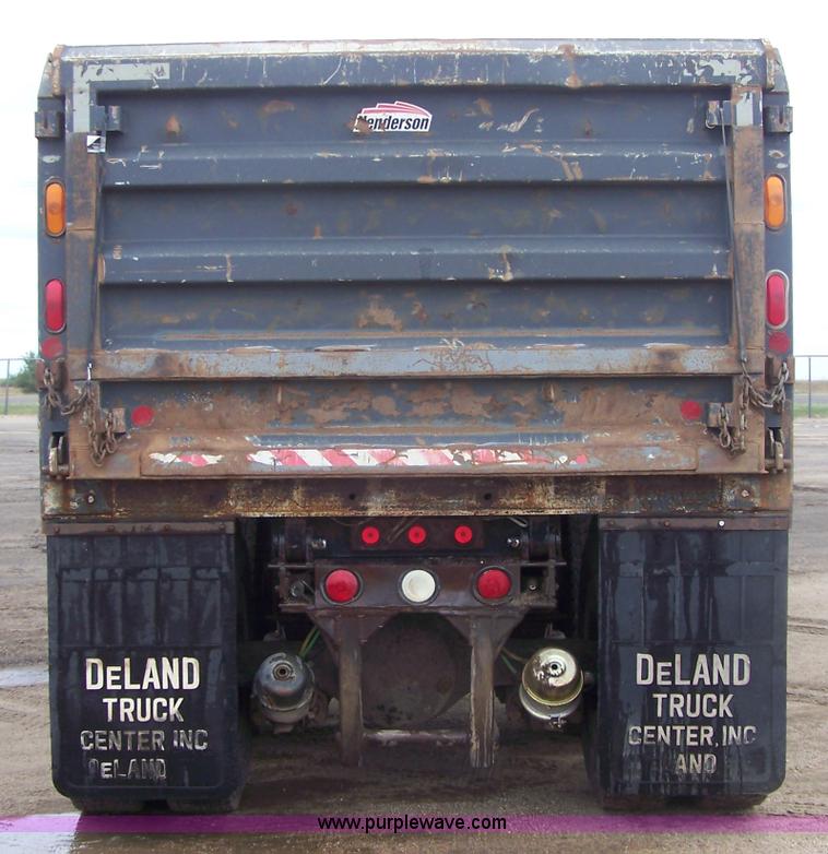 image for item B3532 2003 GMC C8500 dump truck