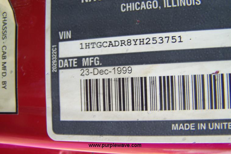 image for item B3533 2000 International F2554 dump truck