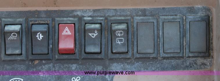 image for item B9757 1993 John Deere 544G wheel loader