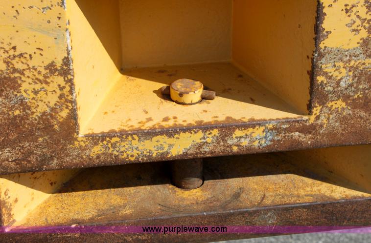 image for item B9757 1993 John Deere 544G wheel loader