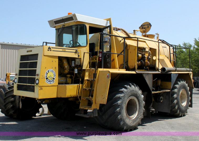 image for item B9788 1984 Big A 4500 sludge applicator