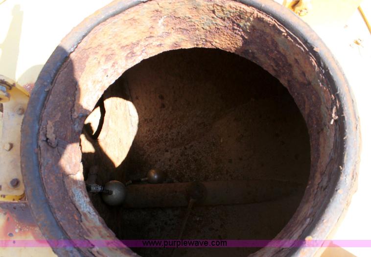 image for item B9788 1984 Big A 4500 sludge applicator