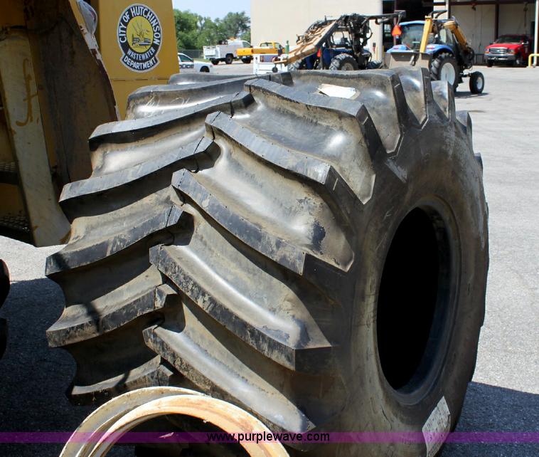 image for item B9788 1984 Big A 4500 sludge applicator