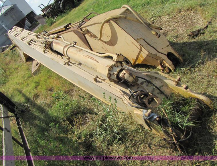 image for item C9524 Komatsu PC220LC 59'9" long reach boom and stick