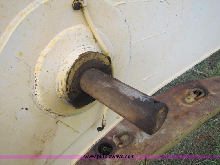 image for item C9524 Komatsu PC220LC 59'9" long reach boom and stick