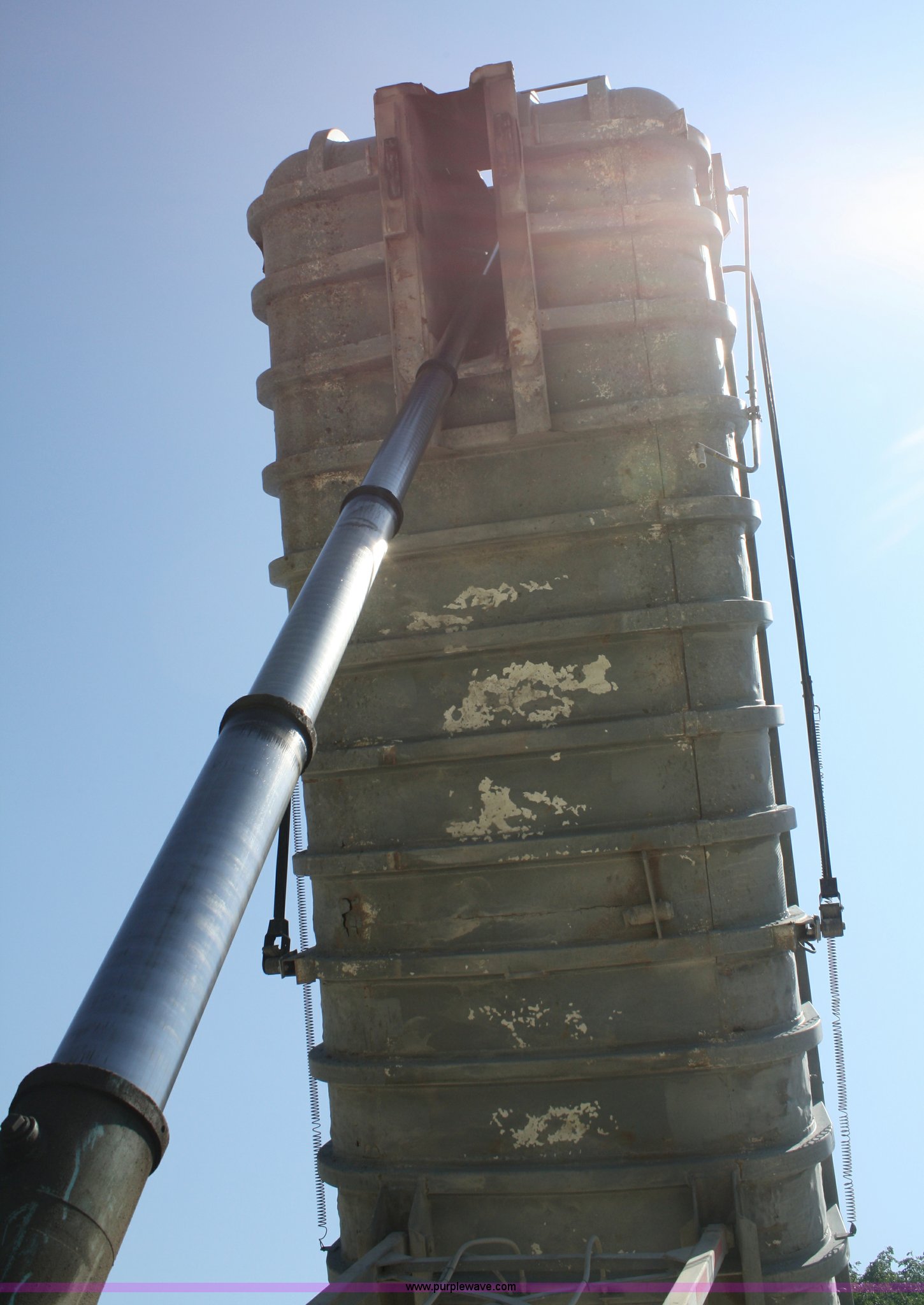 1970 Hobbs 27' end dump trailer in Eudora, KS Item A2140 sold