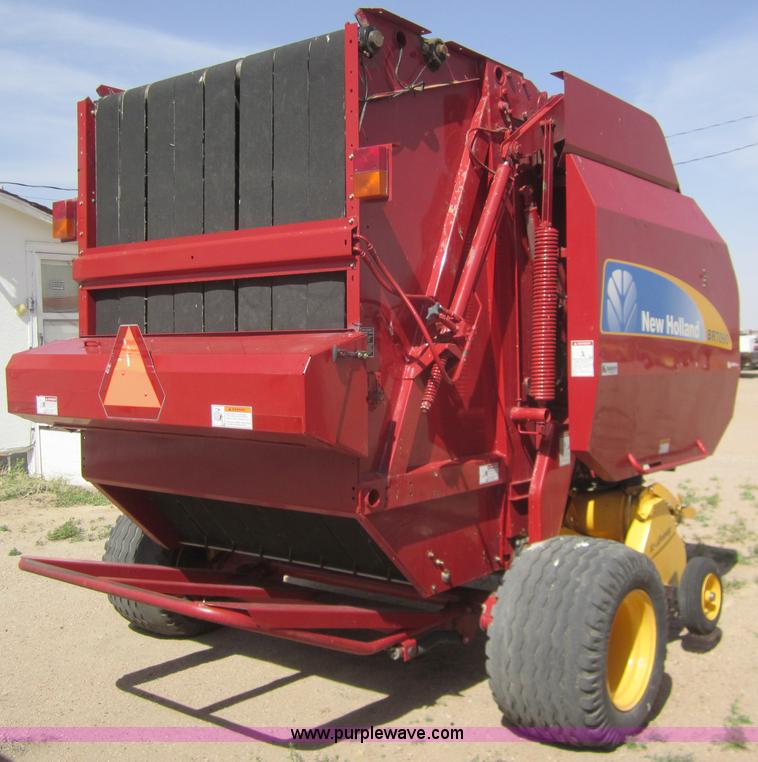 image for item 3084 New Holland BR7090 baler