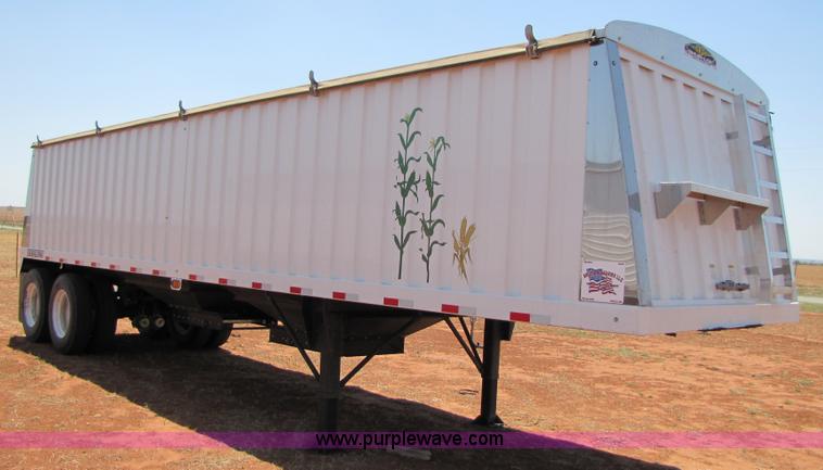 image for item 3441 2011 Travelong 34' dual hopper grain trailer