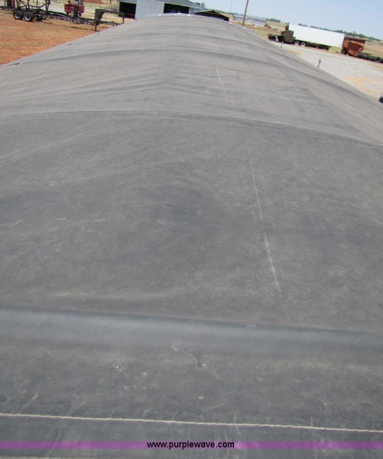 image for item 3441 2011 Travelong 34' dual hopper grain trailer