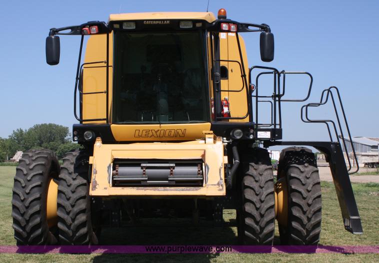 image for item A2167 2006 Lexion 560R RWA combine