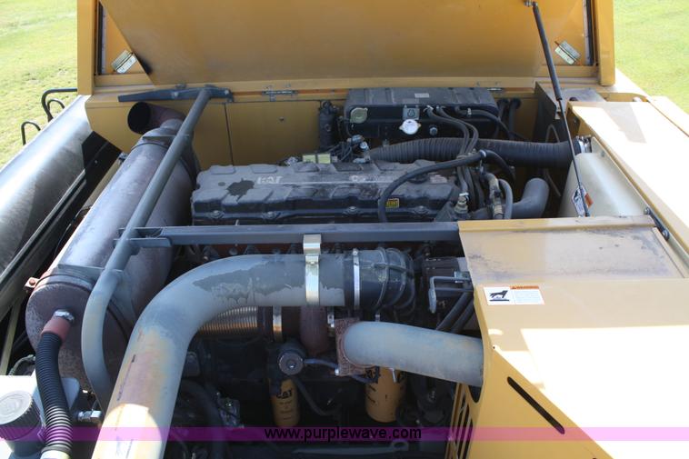 image for item A2167 2006 Lexion 560R RWA combine