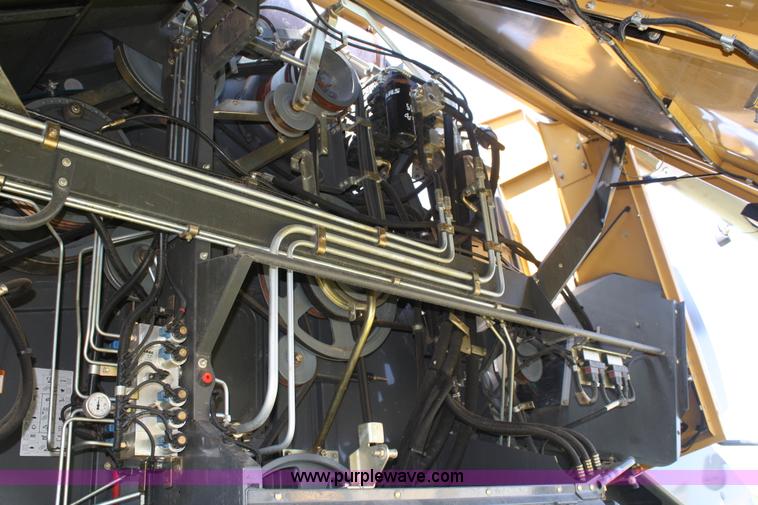 image for item A2167 2006 Lexion 560R RWA combine