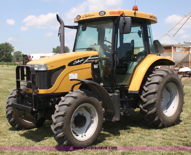 image for item A2175 2009 Challenger MT455B MFWD tractor