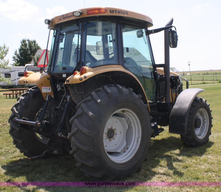 image for item A2175 2009 Challenger MT455B MFWD tractor