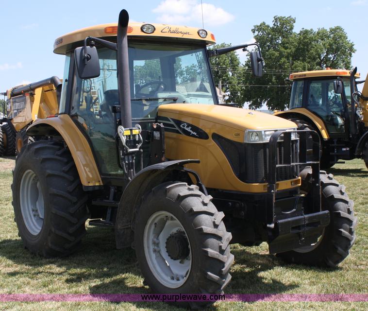 image for item A2175 2009 Challenger MT455B MFWD tractor