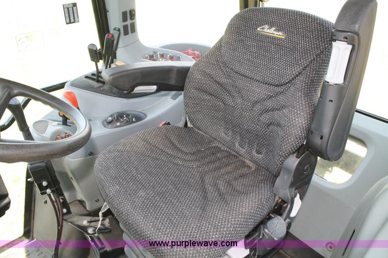 image for item A2175 2009 Challenger MT455B MFWD tractor