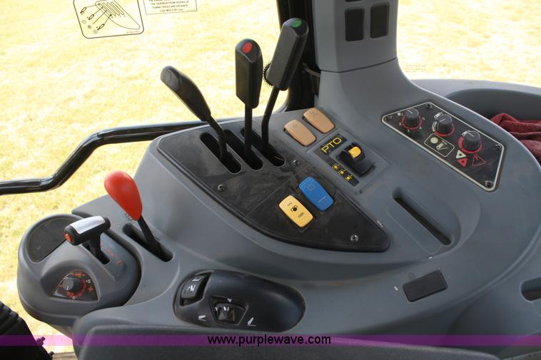 image for item A2175 2009 Challenger MT455B MFWD tractor