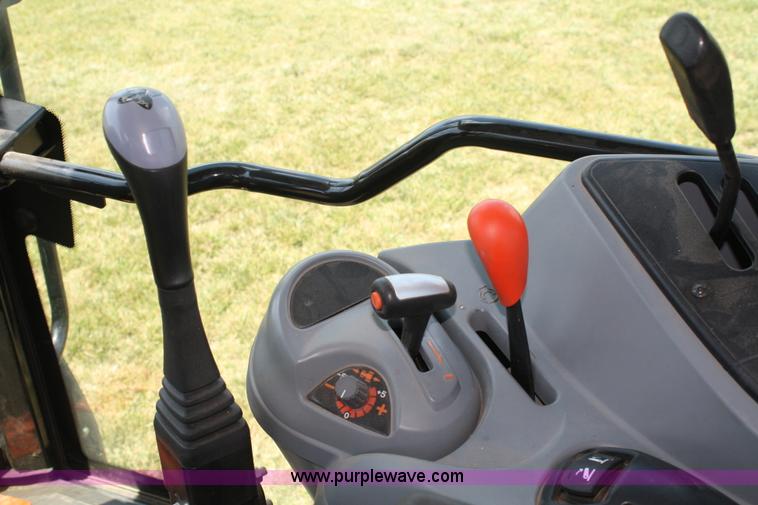 image for item A2175 2009 Challenger MT455B MFWD tractor