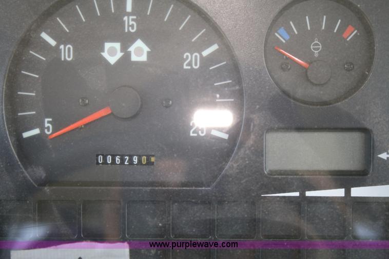 image for item A2175 2009 Challenger MT455B MFWD tractor