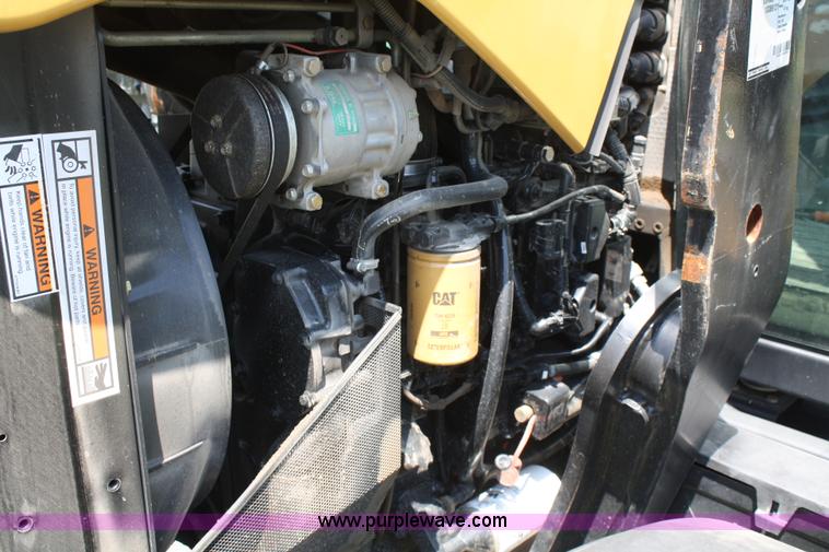 image for item A2175 2009 Challenger MT455B MFWD tractor