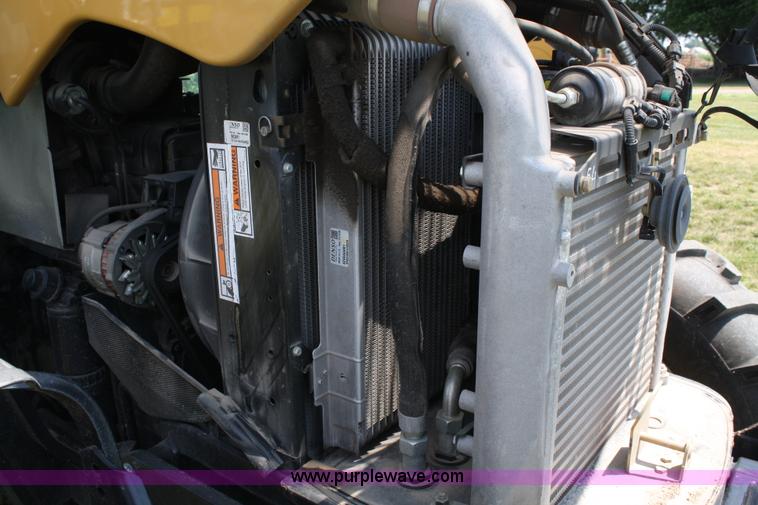 image for item A2175 2009 Challenger MT455B MFWD tractor