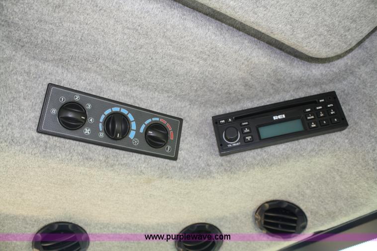 image for item A2175 2009 Challenger MT455B MFWD tractor