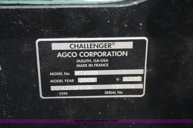 image for item A2175 2009 Challenger MT455B MFWD tractor