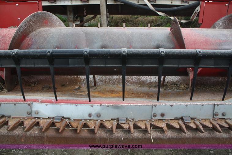 image for item A2185 2006 Case IH 1020F 25' flex head