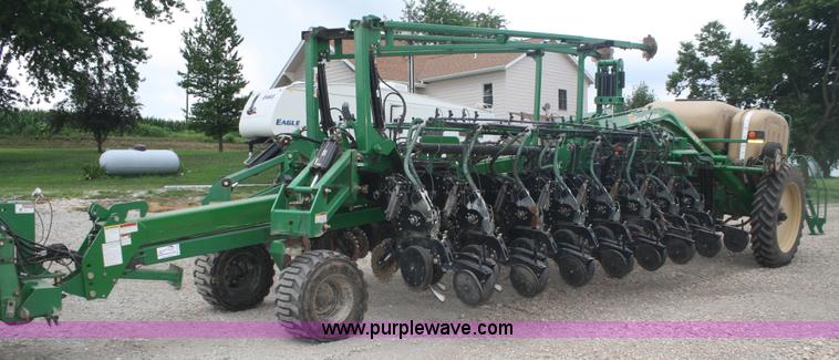 image for item A2190 Great Plains Yield Pro 1625 planter