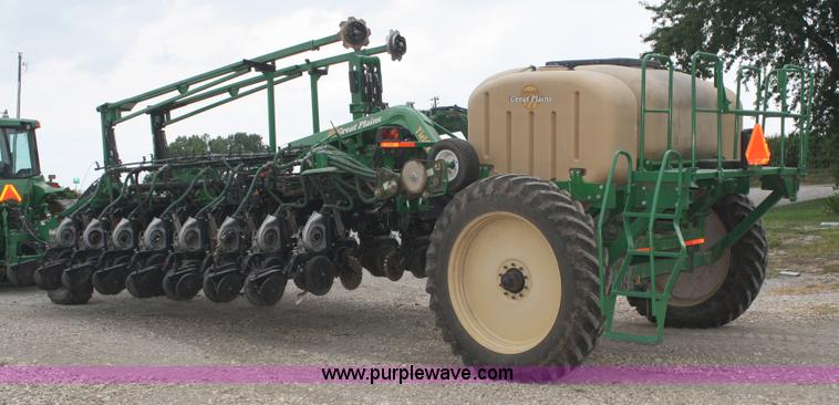 image for item A2190 Great Plains Yield Pro 1625 planter