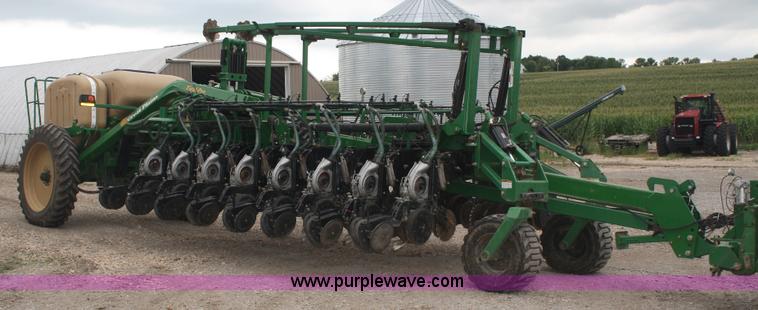 image for item A2190 Great Plains Yield Pro 1625 planter