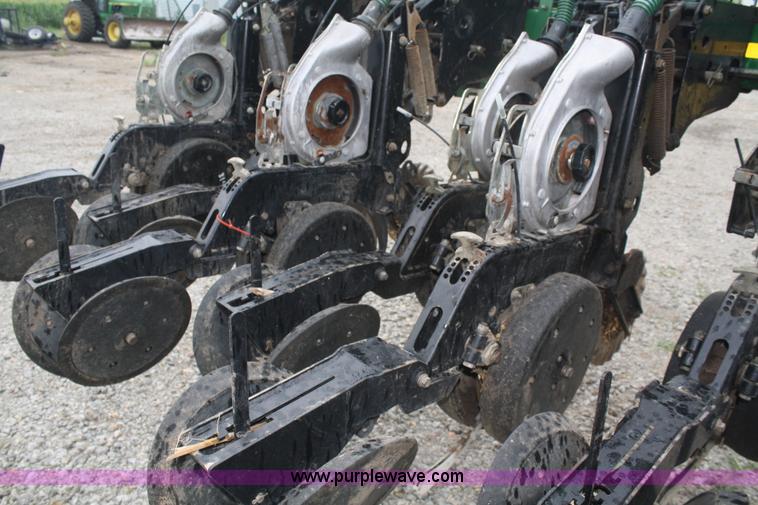 image for item A2190 Great Plains Yield Pro 1625 planter