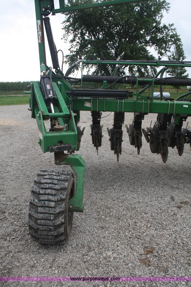 image for item A2190 Great Plains Yield Pro 1625 planter