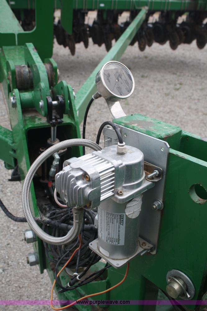 image for item A2190 Great Plains Yield Pro 1625 planter