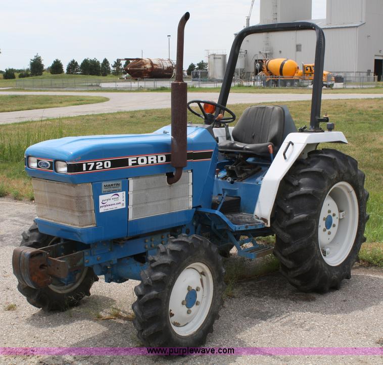 image for item A2214 1991 Ford 1720 MFWD tractor