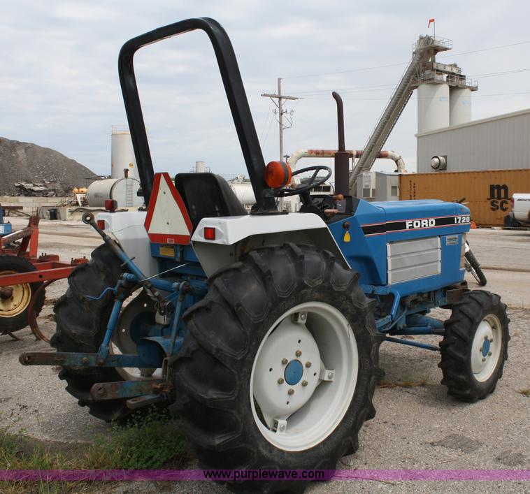 image for item A2214 1991 Ford 1720 MFWD tractor