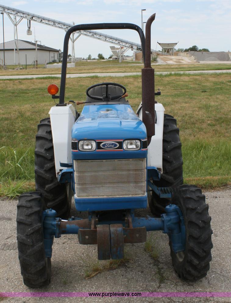 image for item A2214 1991 Ford 1720 MFWD tractor