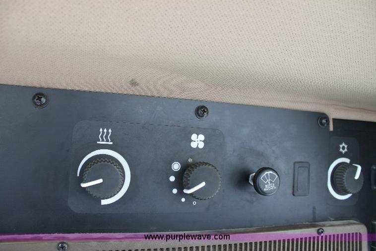 image for item A2583 John Deere 5300 tractor