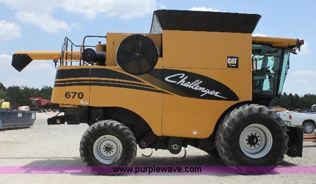 image for item A3595 2005 Challenger 670 corn/soybean combine