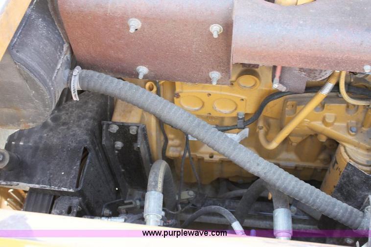 image for item A3595 2005 Challenger 670 corn/soybean combine